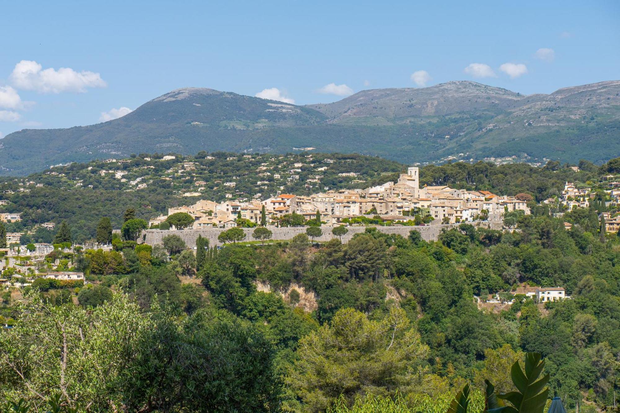 Les Yuccas -Maison Neuve Avec Un Jardin A Saint Paul De Vence Buitenkant foto